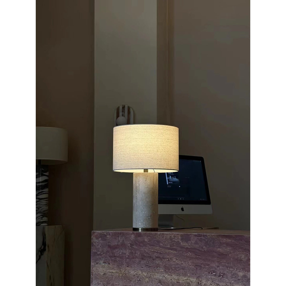 Ennirare lampă de masă