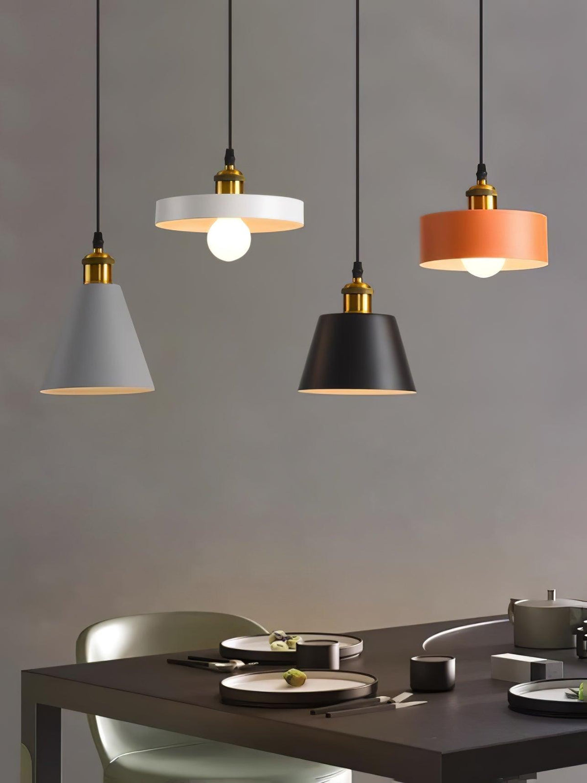 Trio lampă suspendată din rășină, industrială