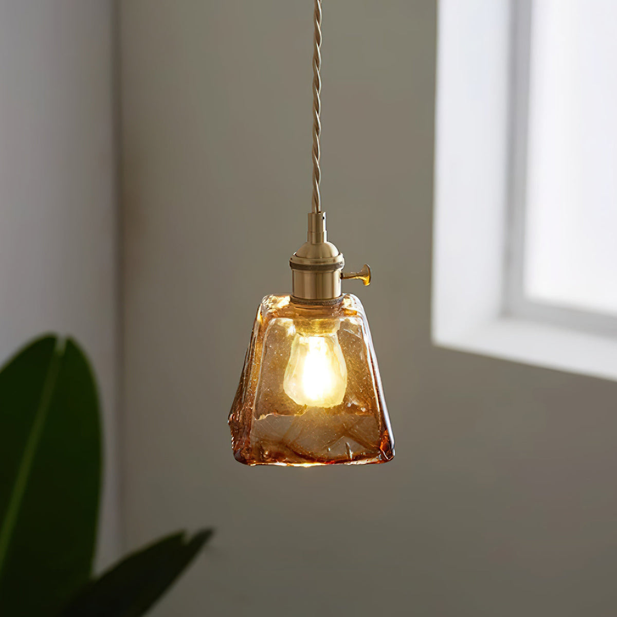 Velon lampă suspendată ambră din sticlă, vintage