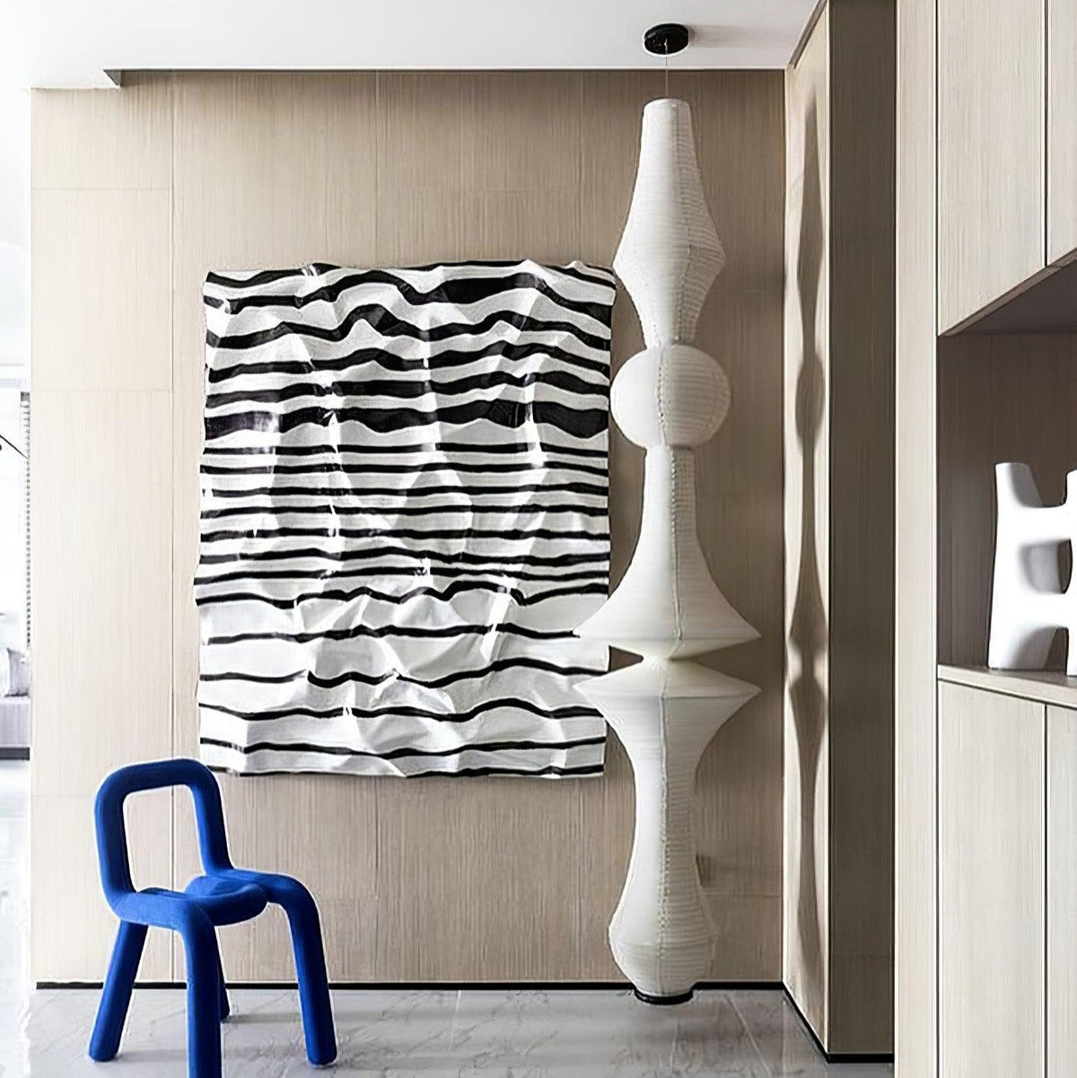 Faye lampă suspendată din hârtie, sculpturală, verticală