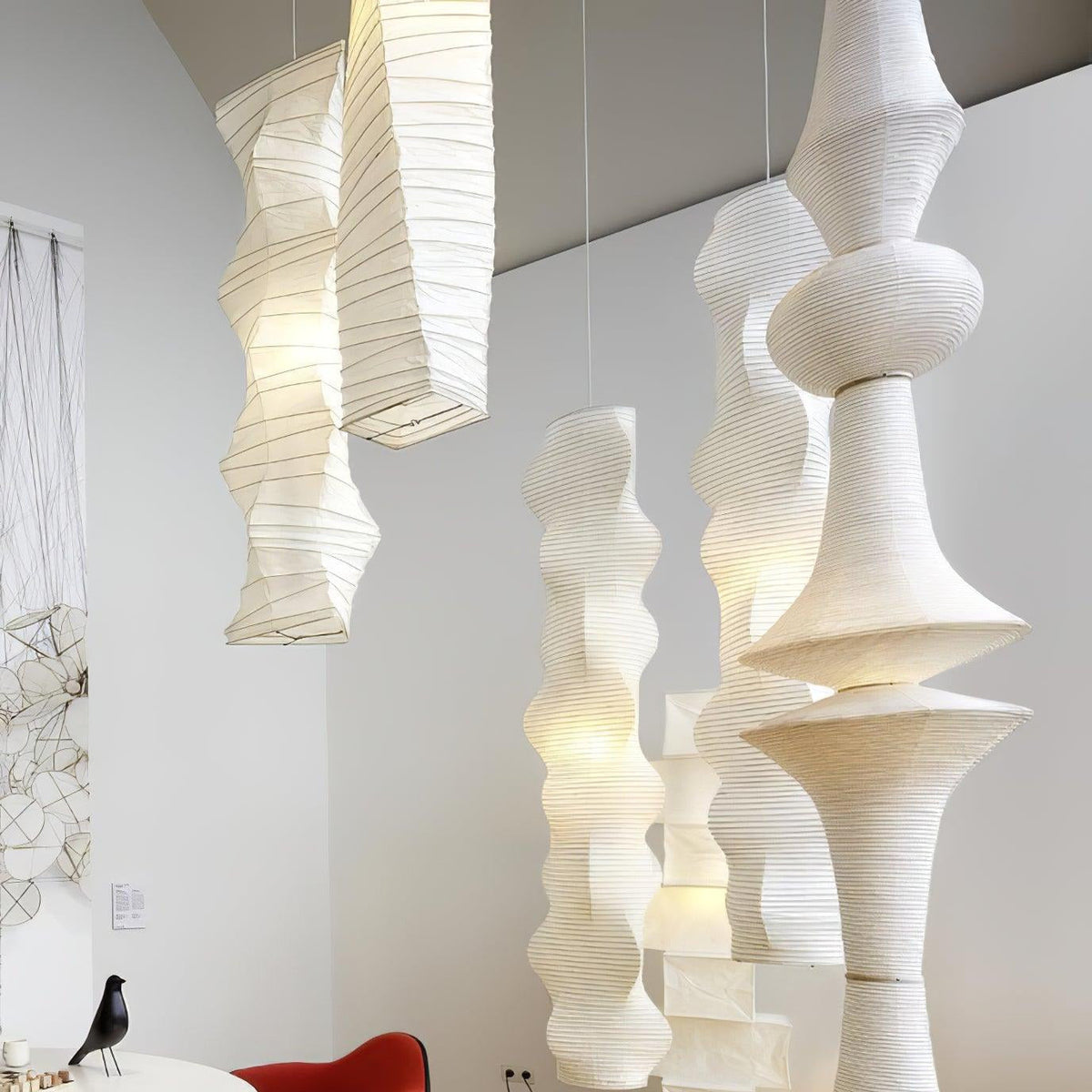 Faye lampă suspendată din hârtie, sculpturală, verticală