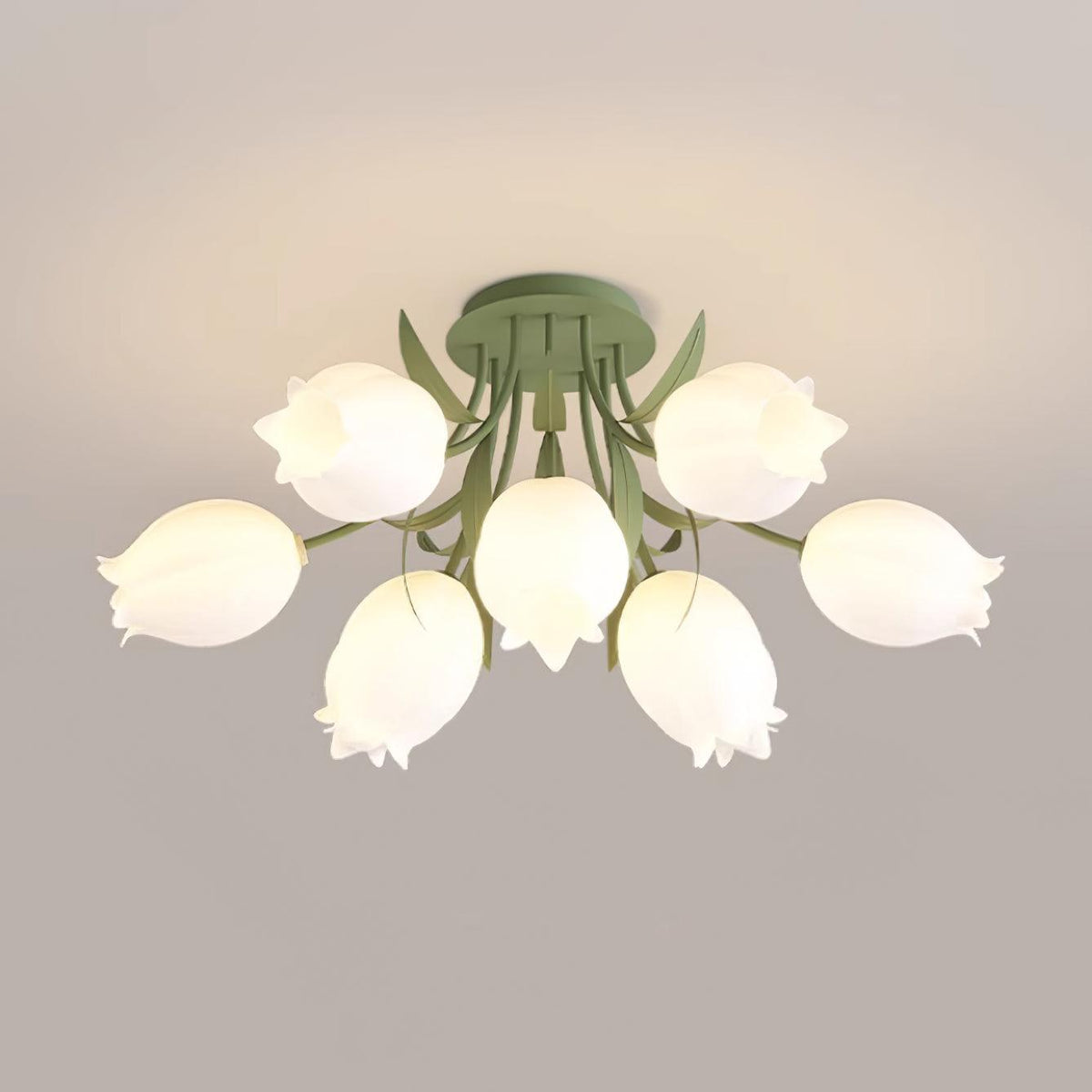 Plafonieră Ivory cu bază verde în formă de floare, în culoare albă