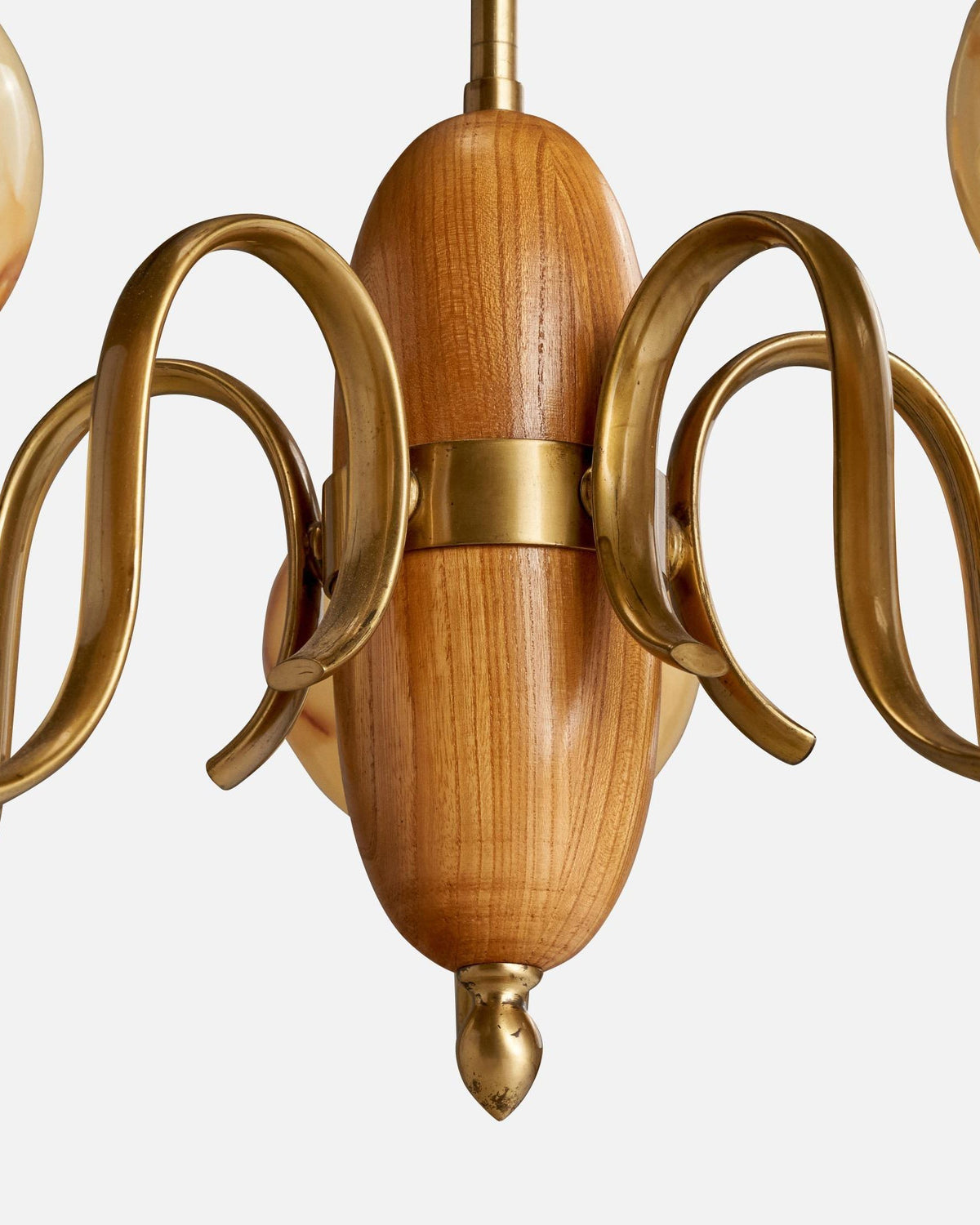 Eirenira candelabru din sticlă
