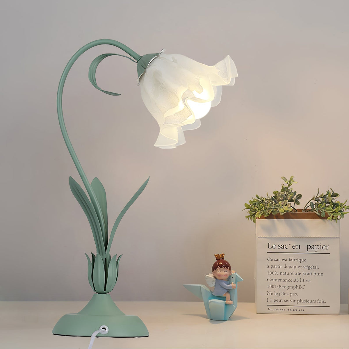 Romanel lampă de masă