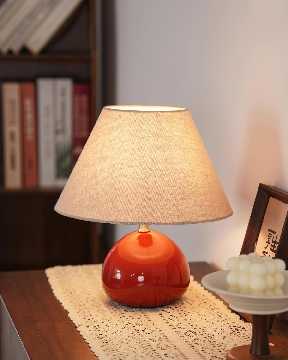 Orelalette lampă de masă