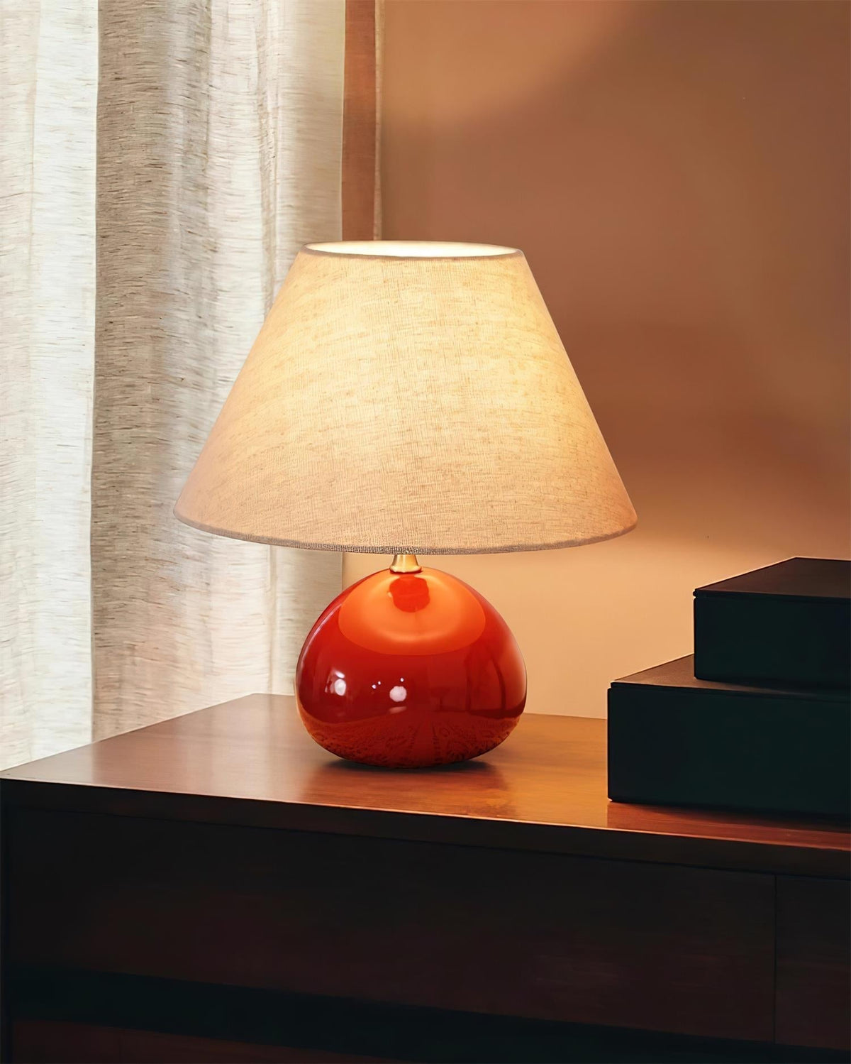 Orelalette lampă de masă