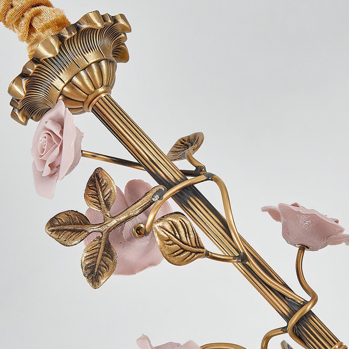 Viraoira candelabru, floral