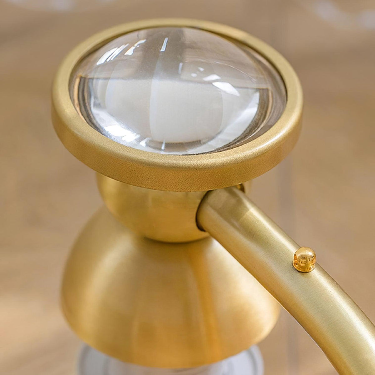 Deland candelabru