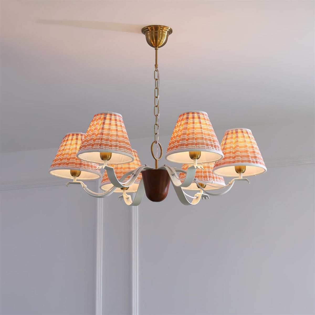 Lioranine candelabru