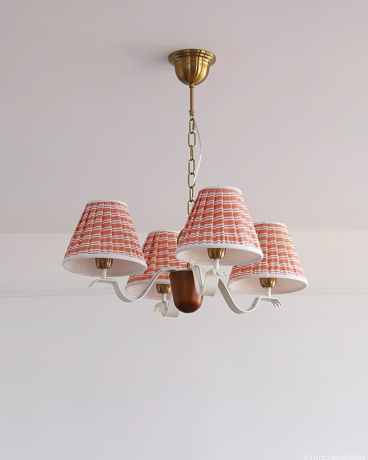Lioranine candelabru