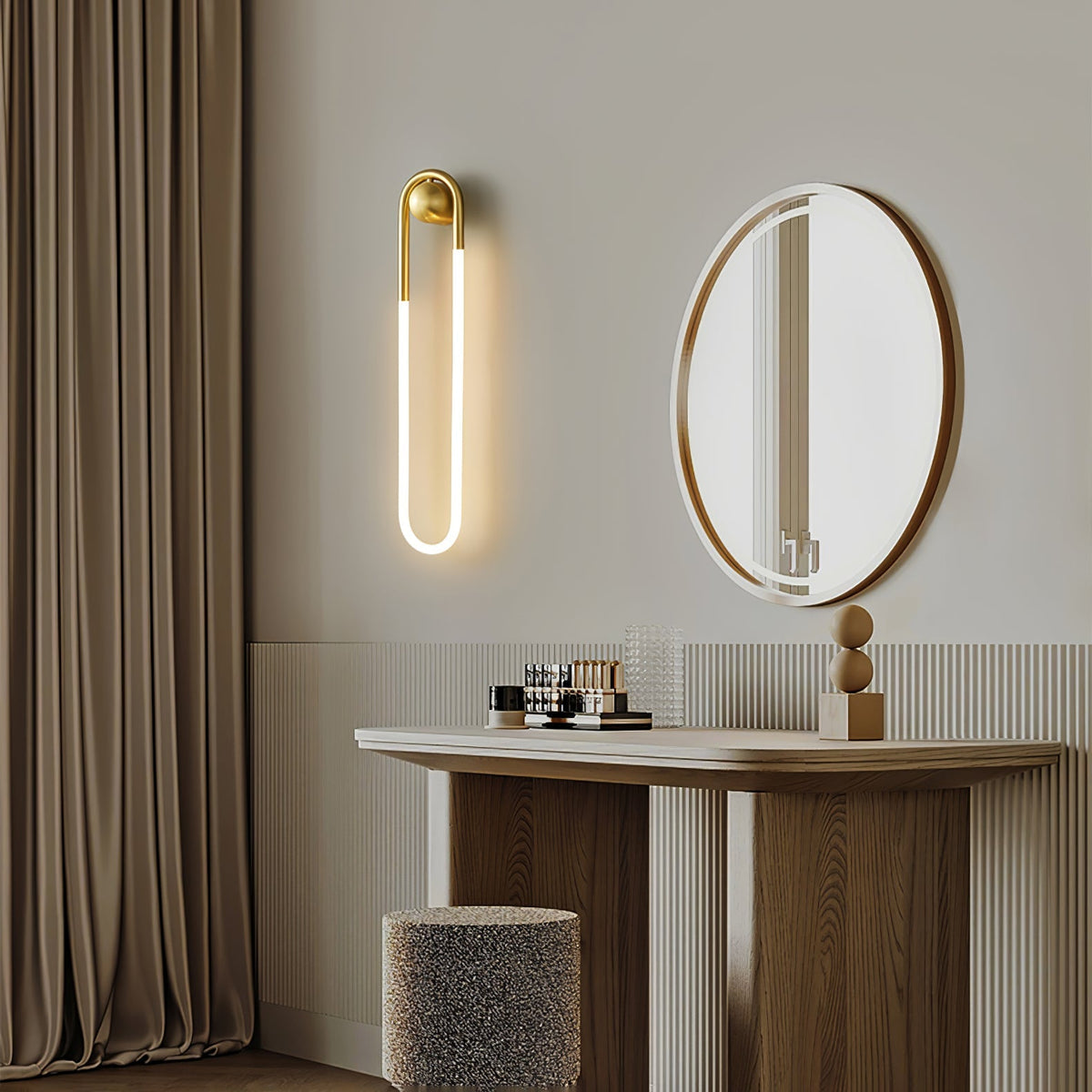 Soriveria aplică de perete