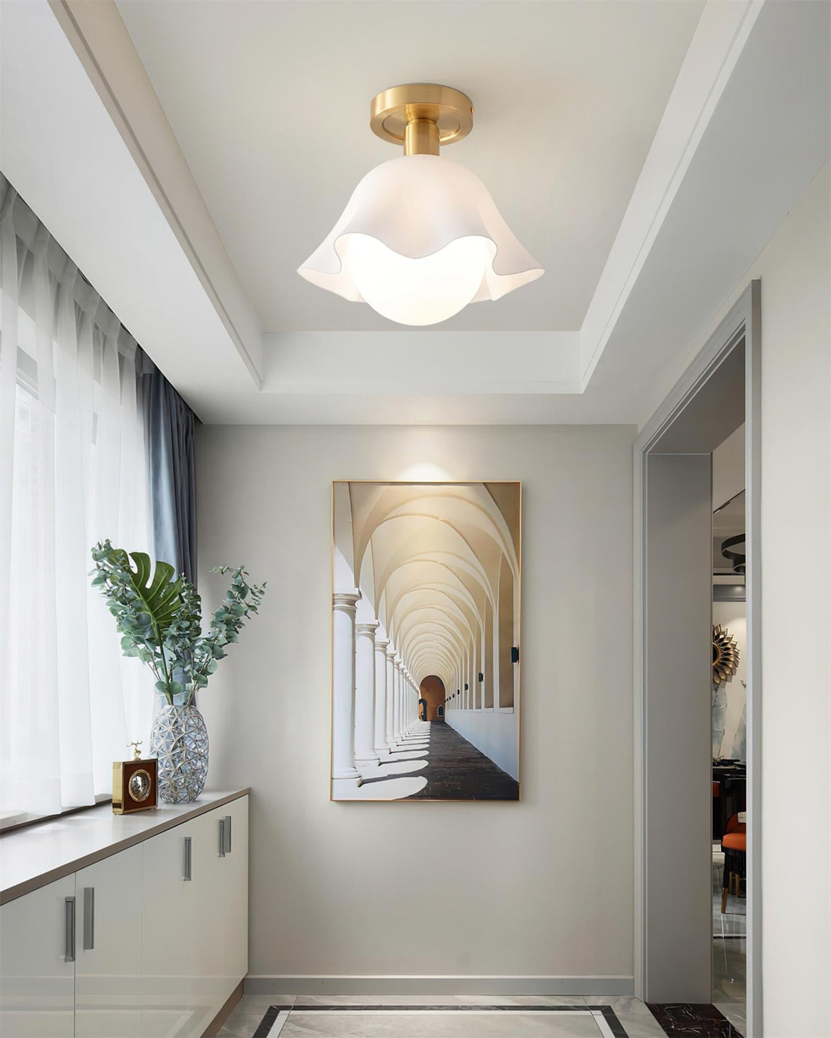 Noraraya plafonieră semi-aplicată