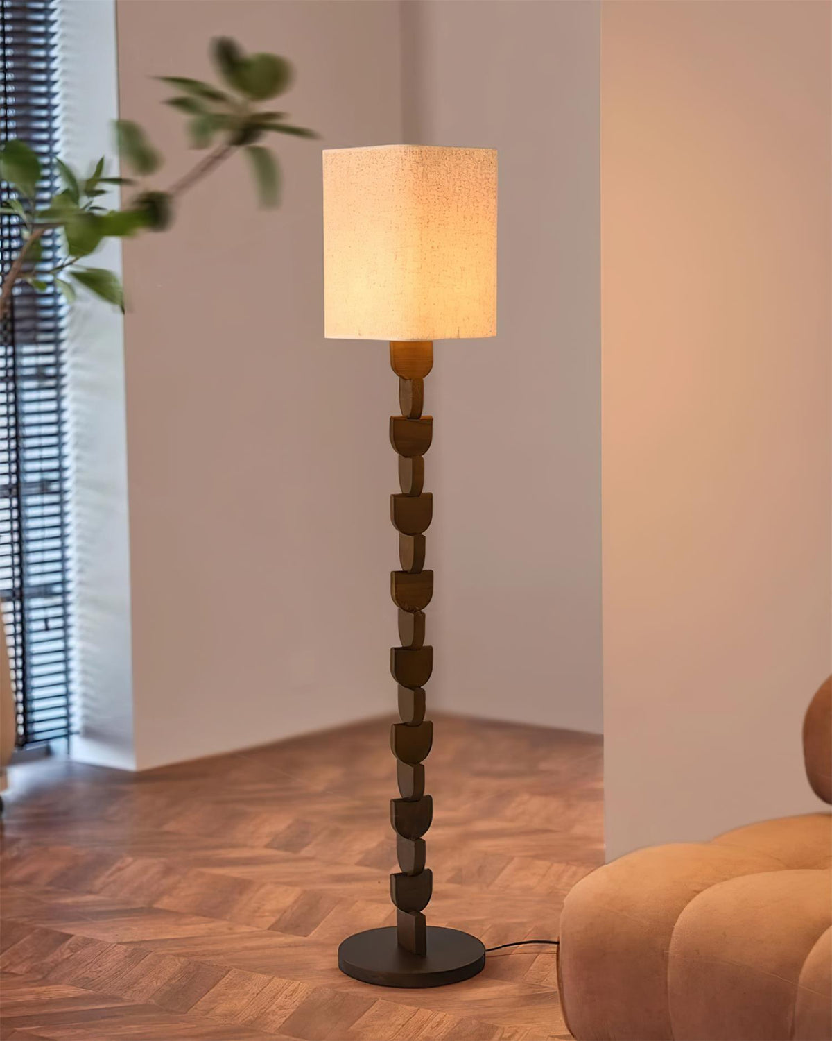 Rinoreria lampadar din lemn