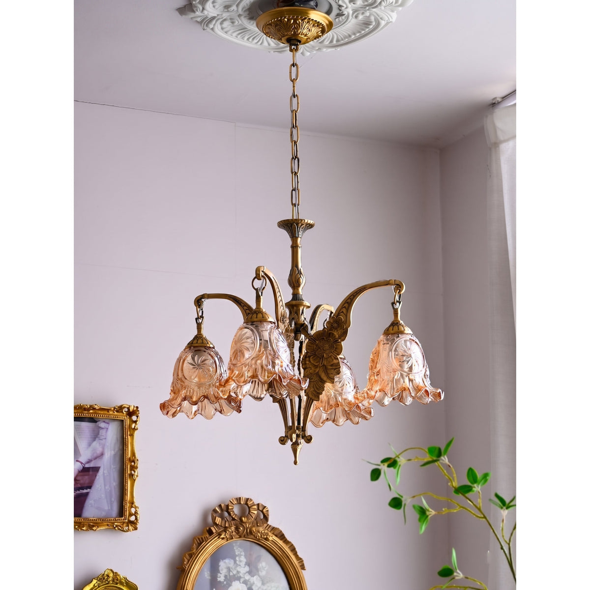 Celanthe candelabru în formă de clopot