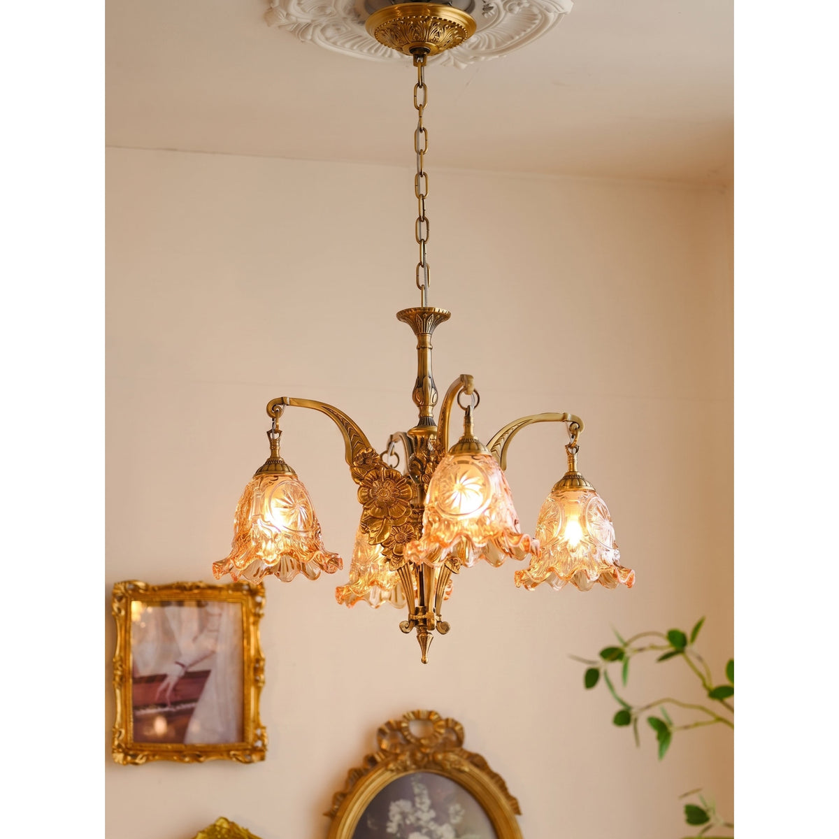 Celanthe candelabru în formă de clopot