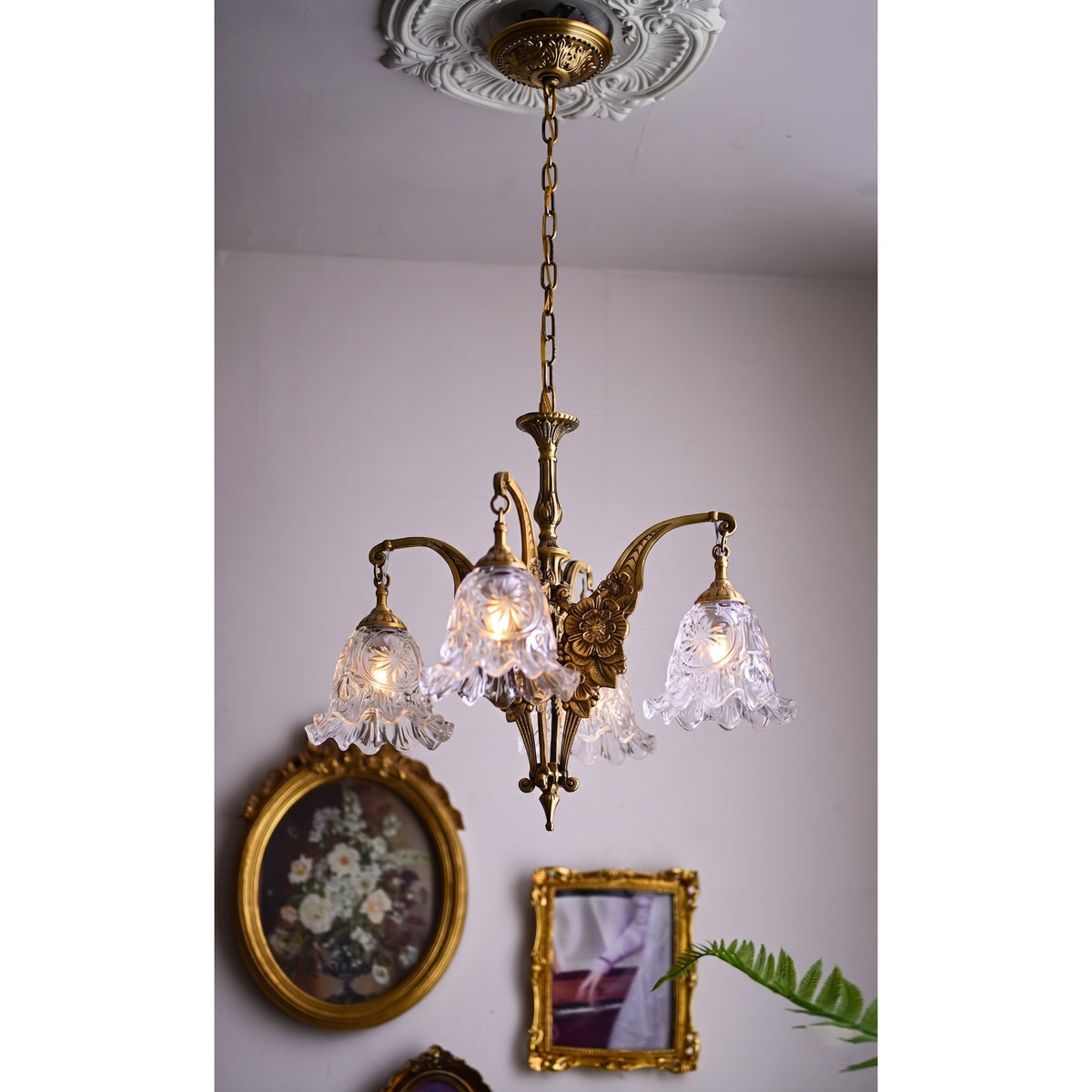 Celanthe candelabru în formă de clopot