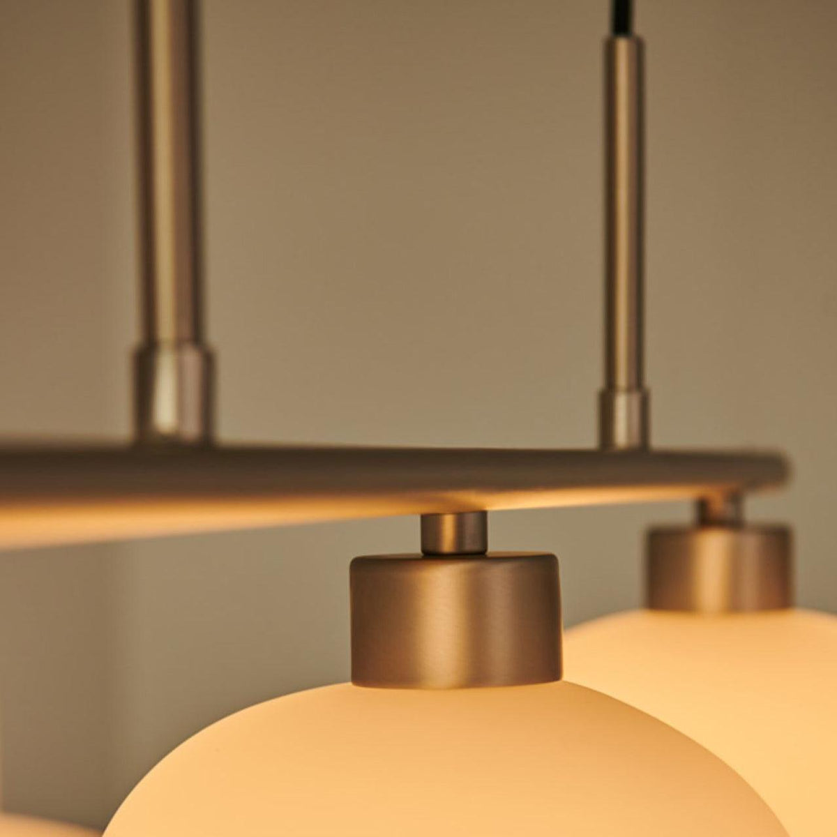 Candy Cream Cluster lampă suspendată 3 surse de lumină, în culoare crem