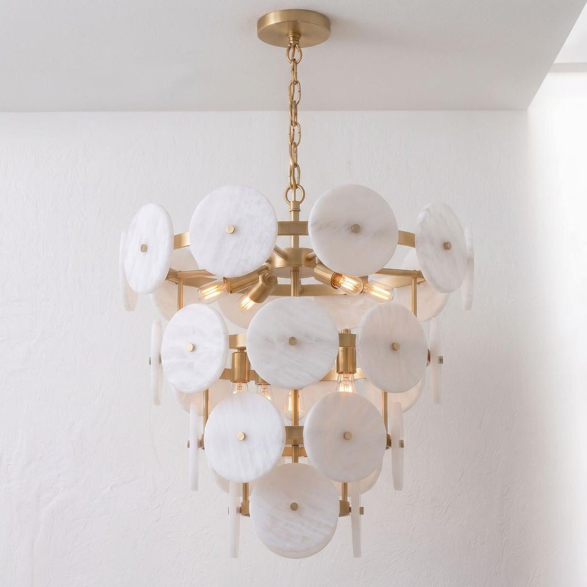 Davenhurst candelabru din alabastru