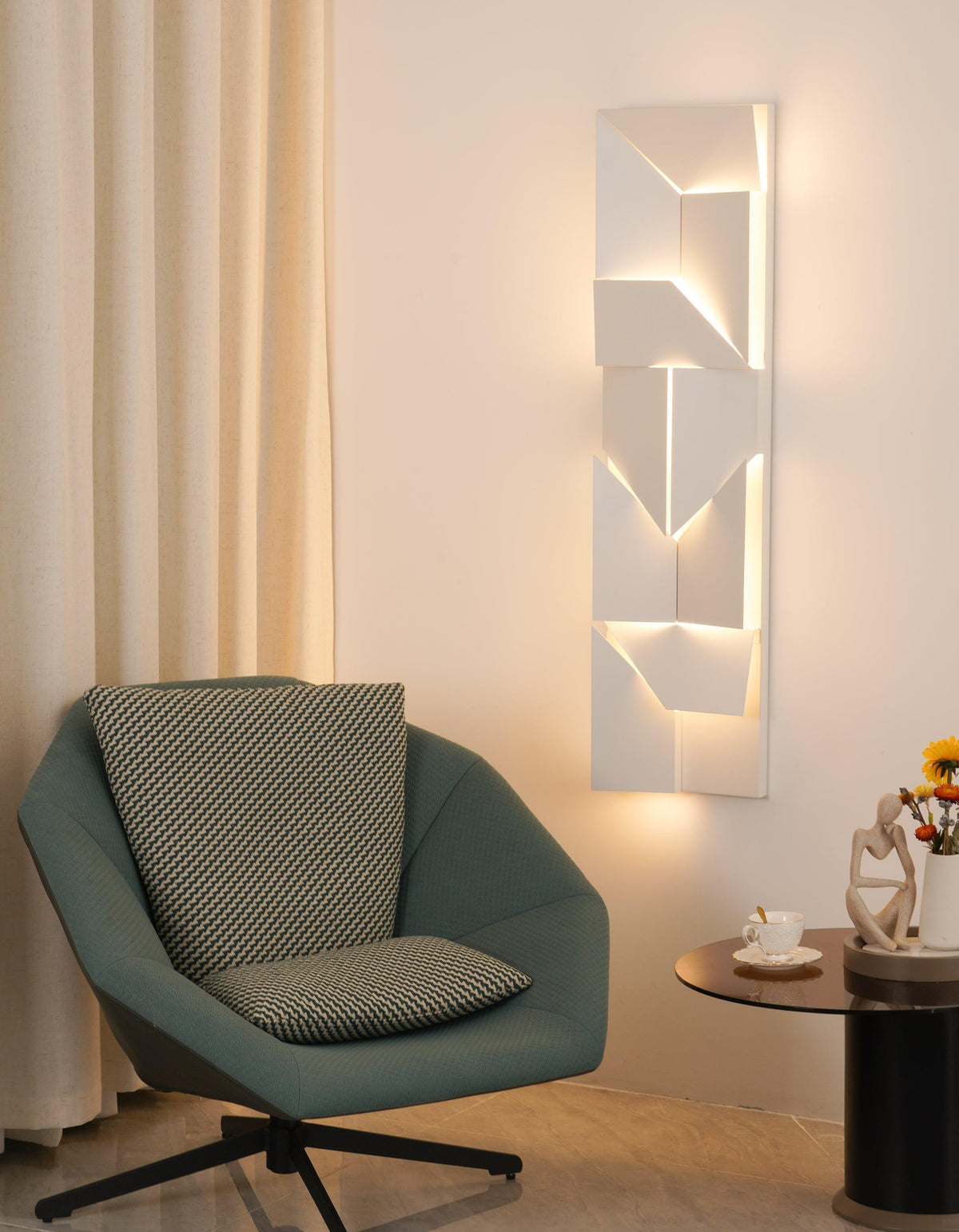 Deloza Shadows Rechargeable Grand Sconce aplică de perete
