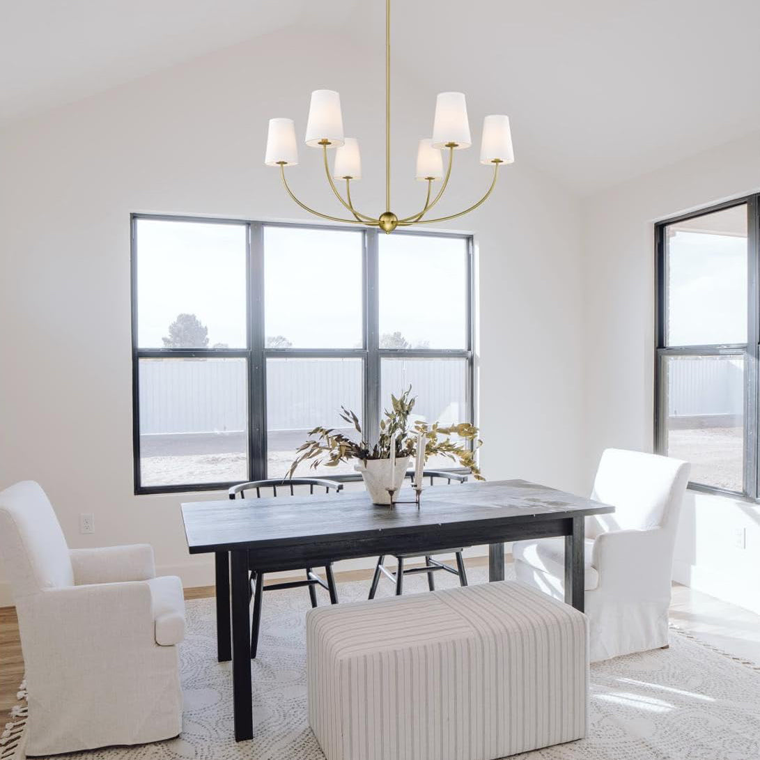 Mirearia candelabru cu abajur textil