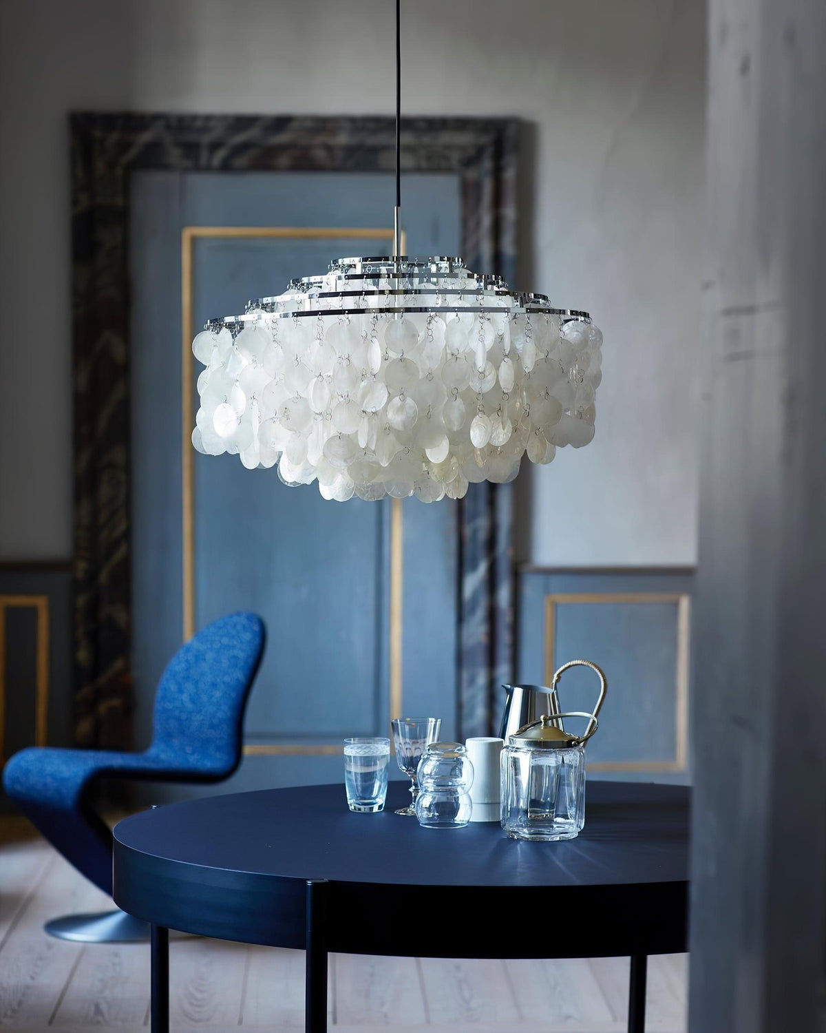 Avenenian candelabru