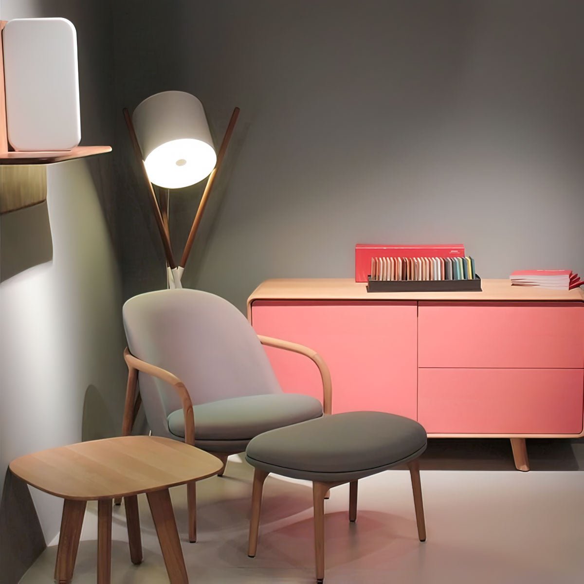 Syloena lampadar contemporan din lemn
