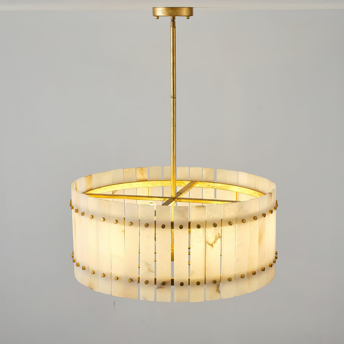 Alboora candelabru din alabastru