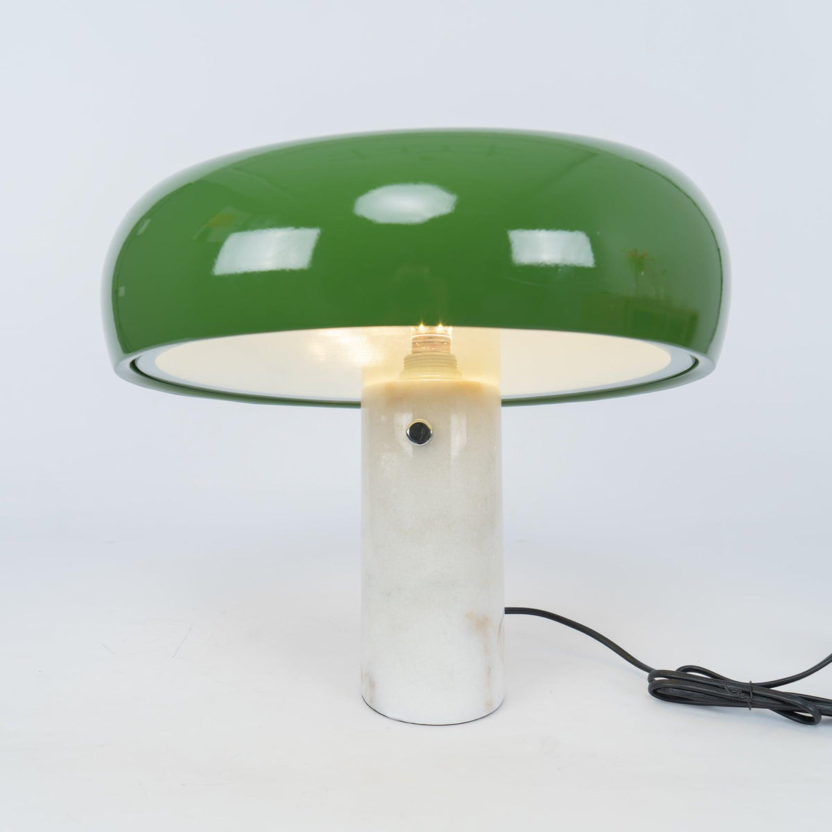 Nucleus lampă de masă din marmură