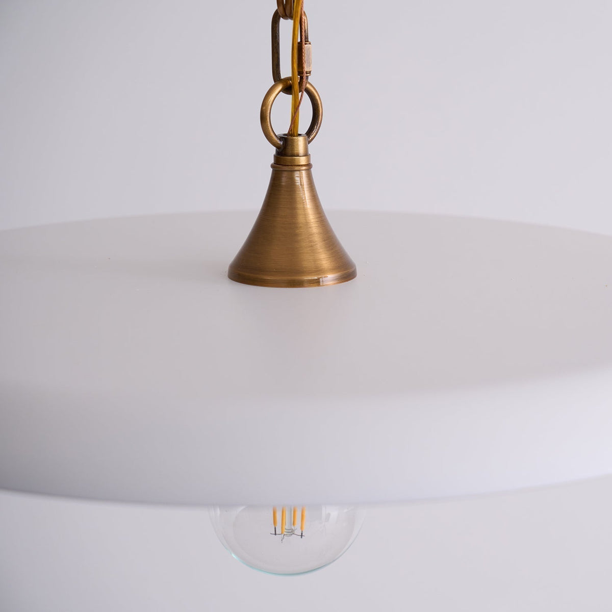 Tiva lampă suspendată vintage
