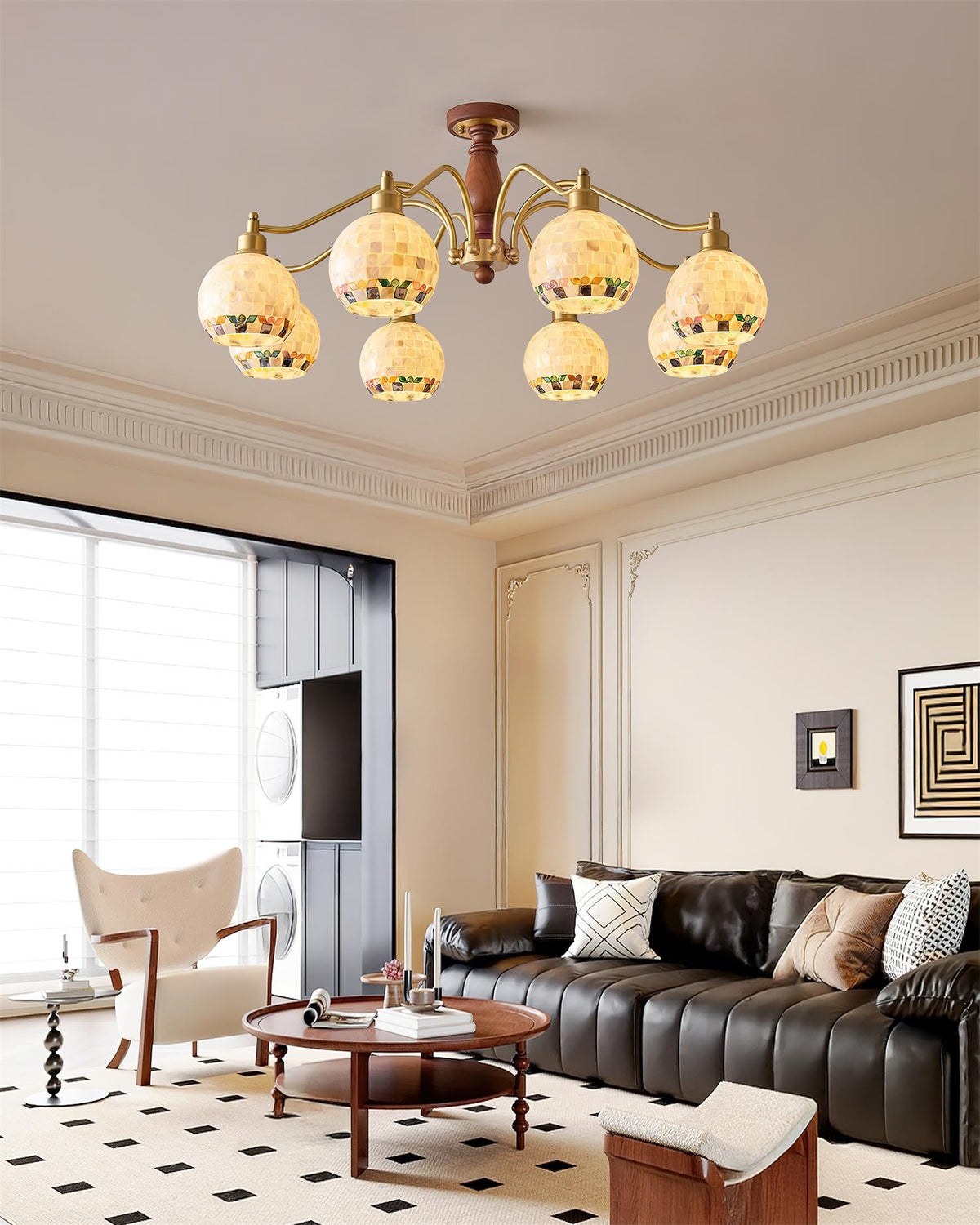 Orelerira candelabru, cu glob