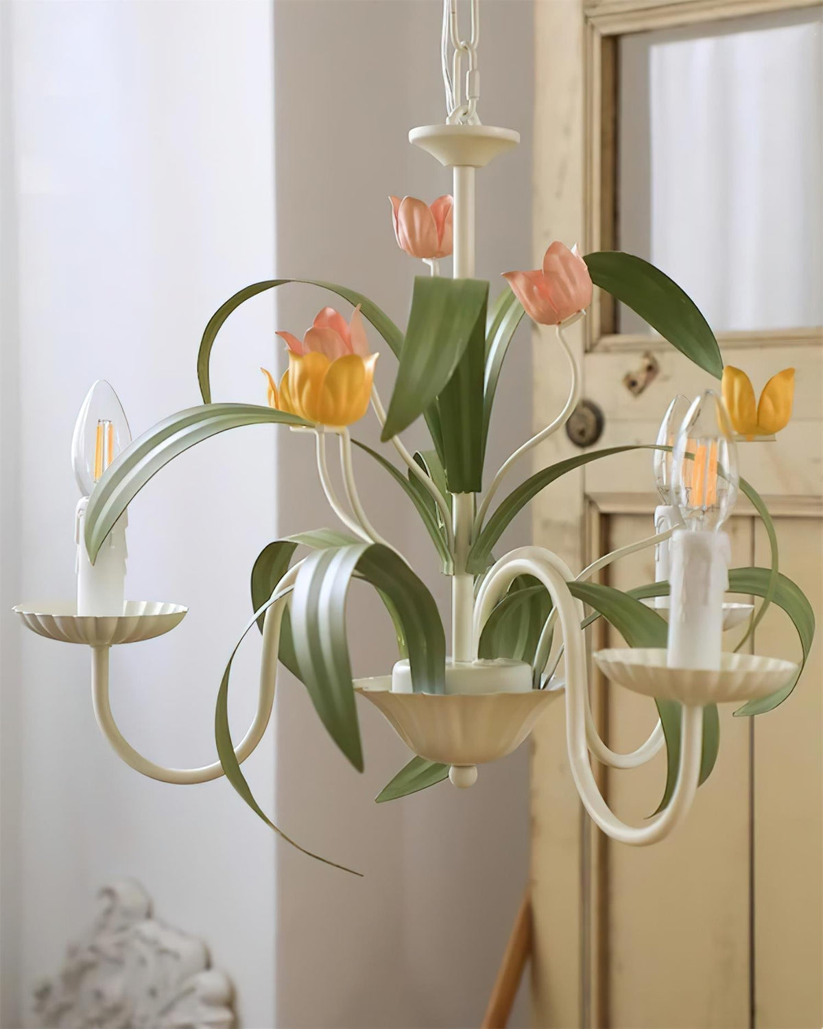 Aveniena candelabru