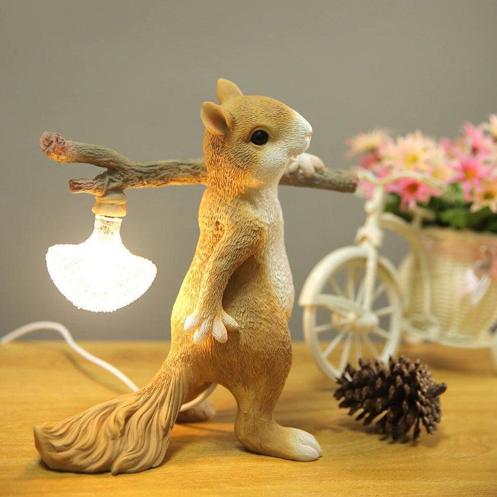 Squirrel lampă de masă