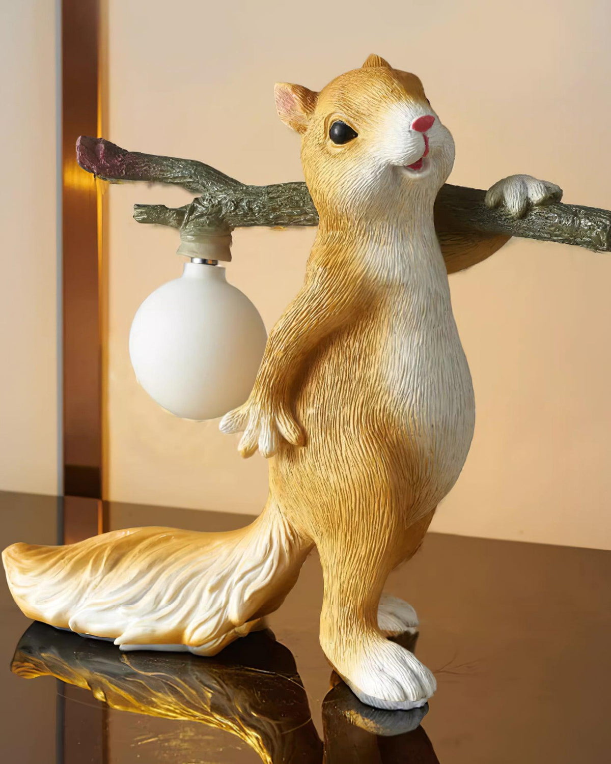 Squirrel lampă de masă