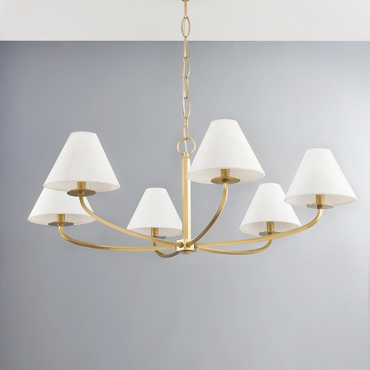 Linenena candelabru cu abajur textil