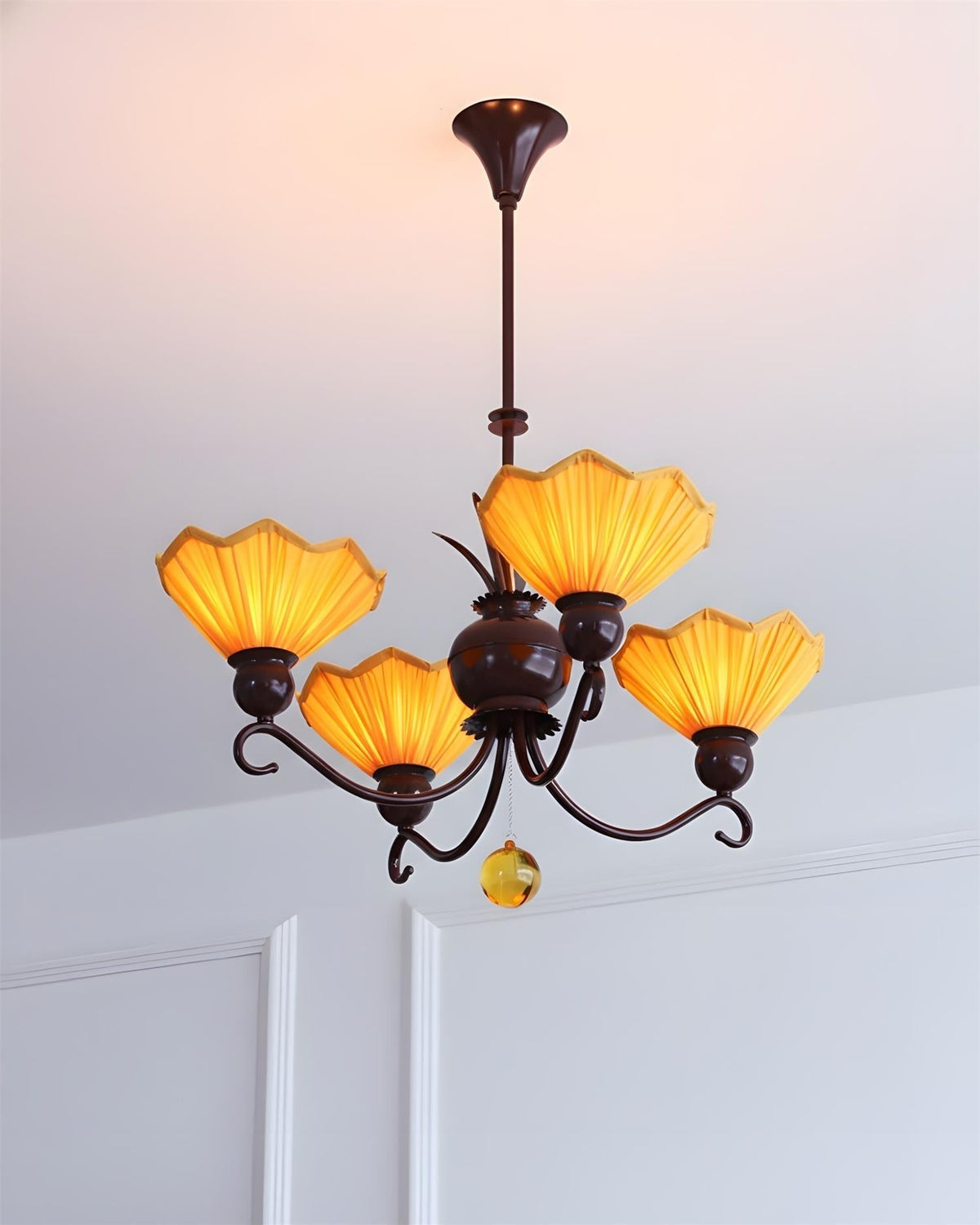 Lumelella candelabru