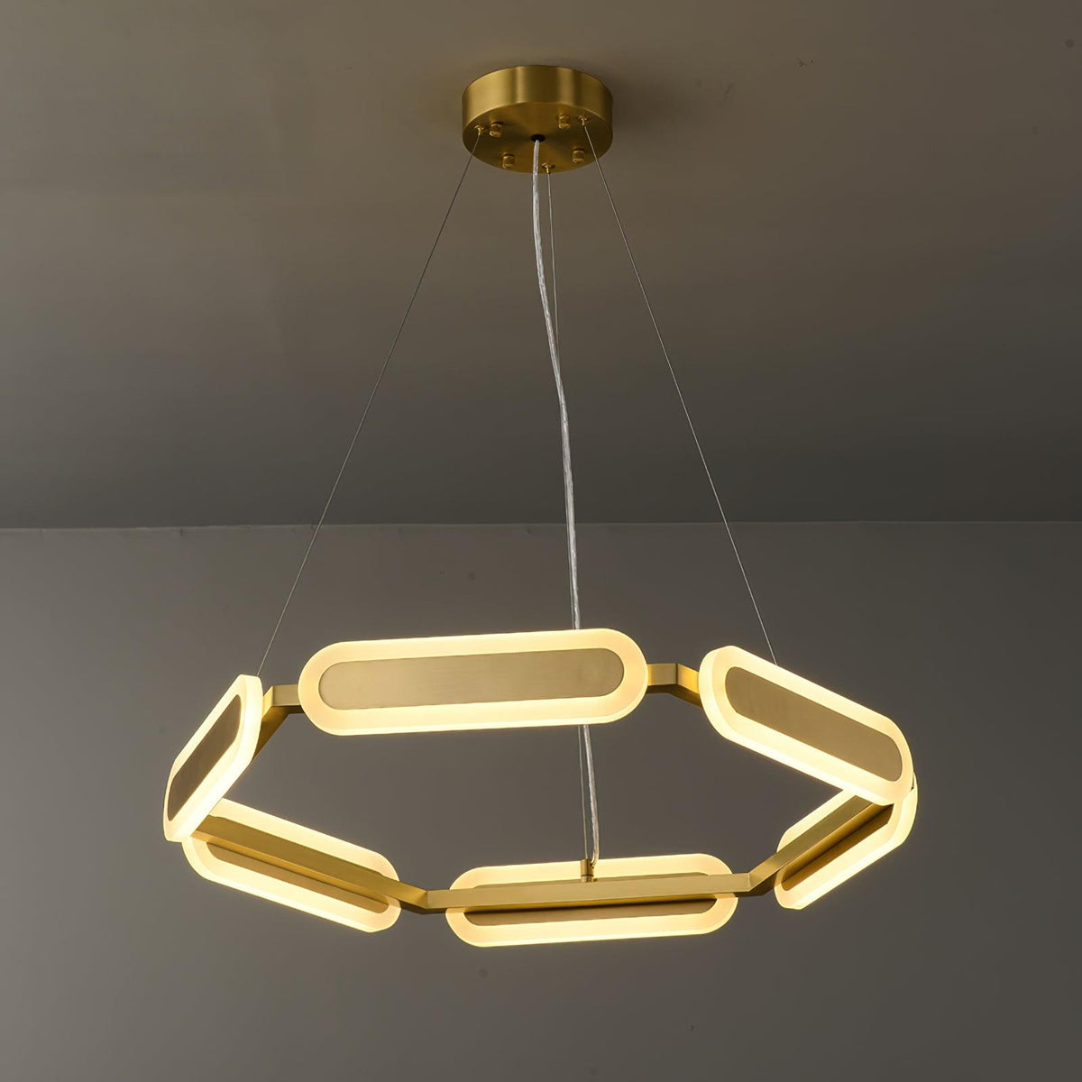 Din candelabru din alamă, geometric, în formă de inel