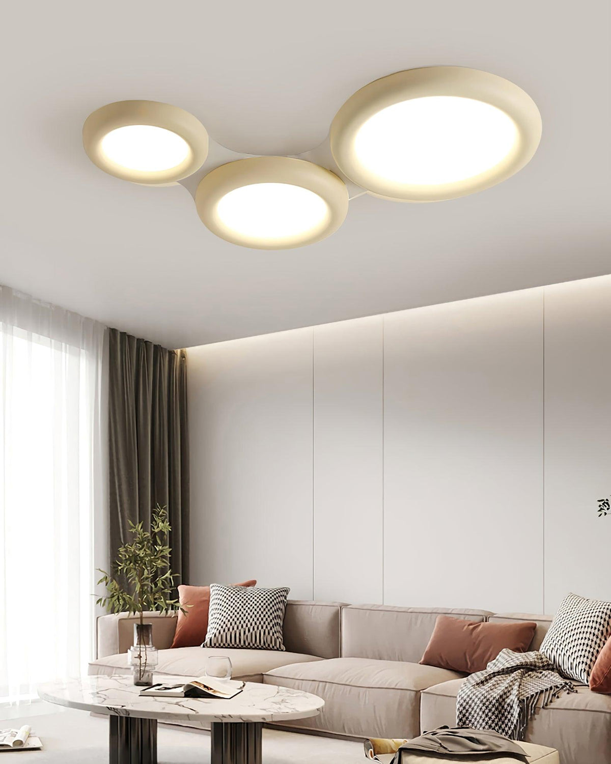 Plafonieră aplicată bej cu rozetă de tavan minimalist