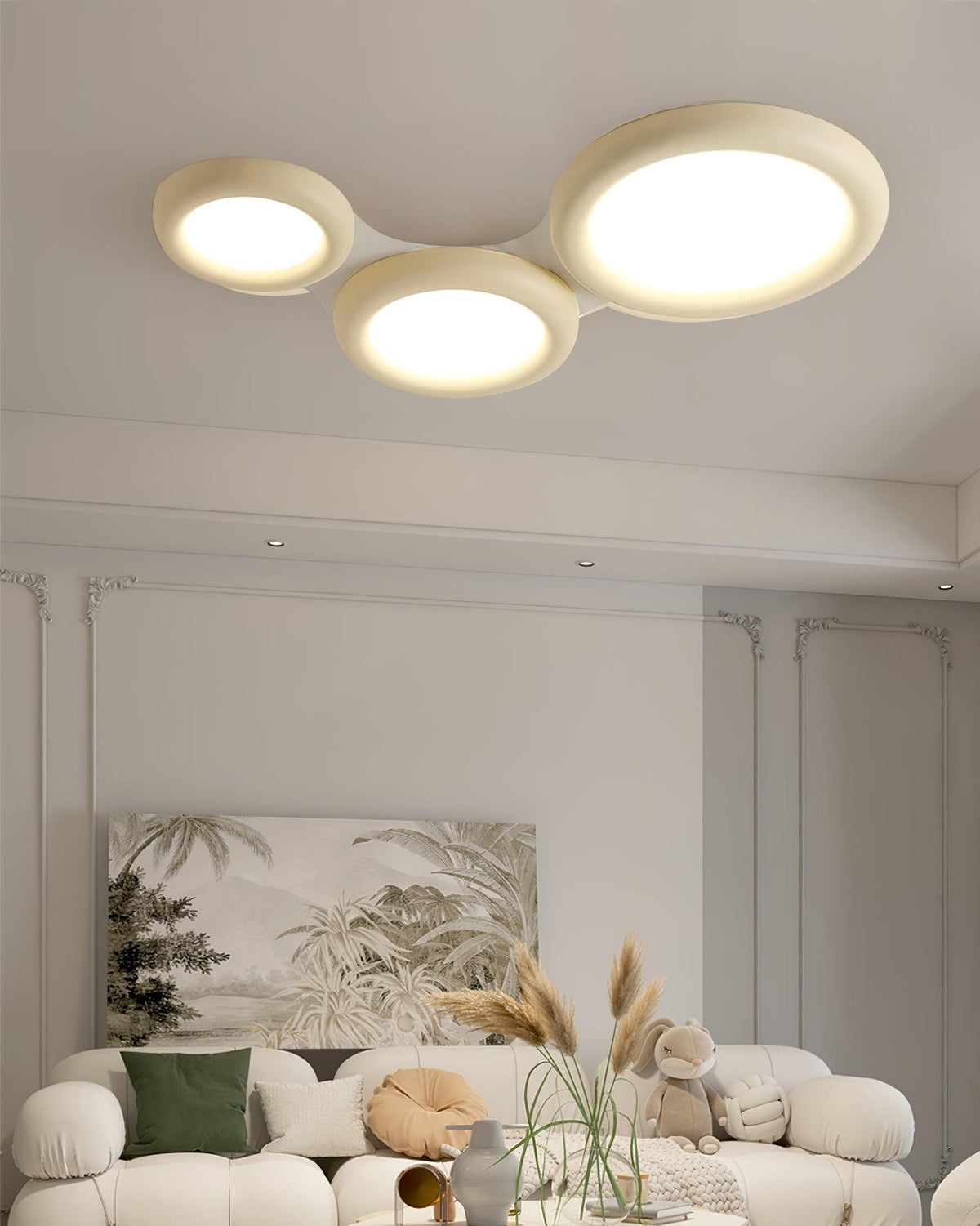 Plafonieră aplicată bej cu rozetă de tavan minimalist