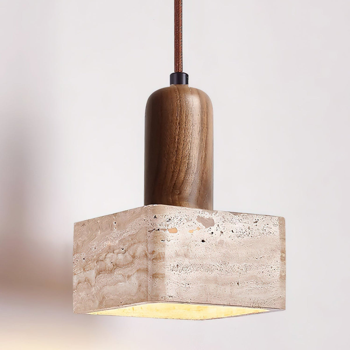 Lava lampă suspendată din travertin, pătrată