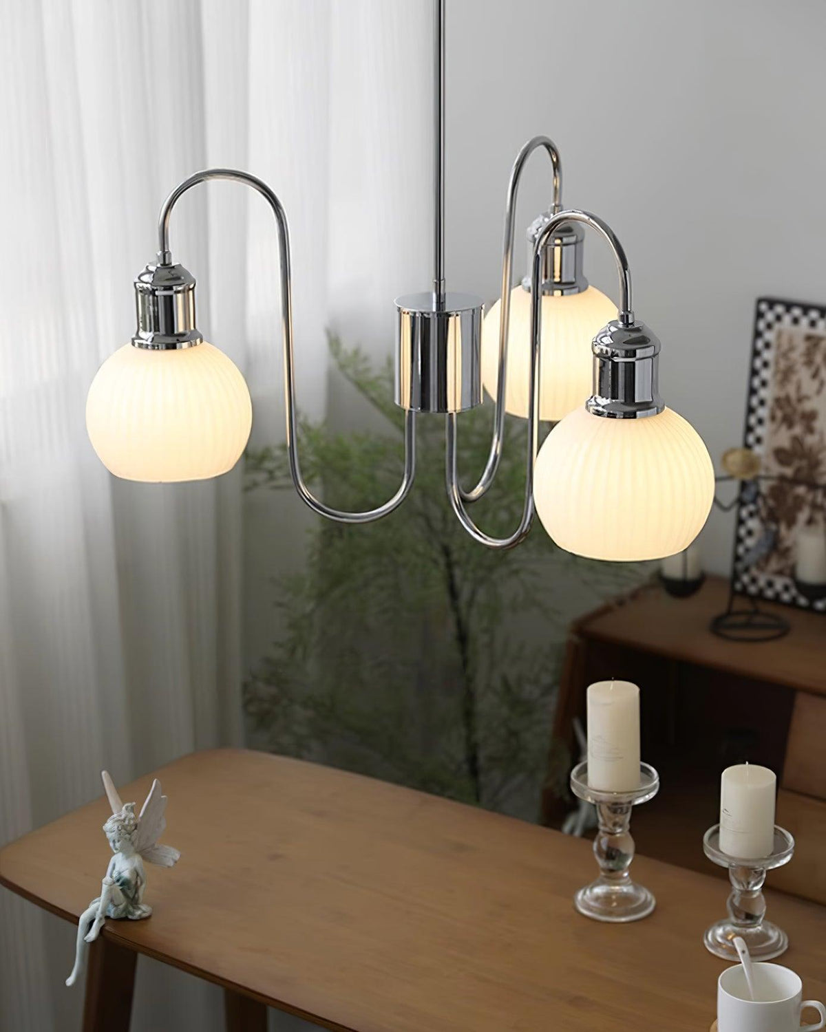 Aveniveon candelabru