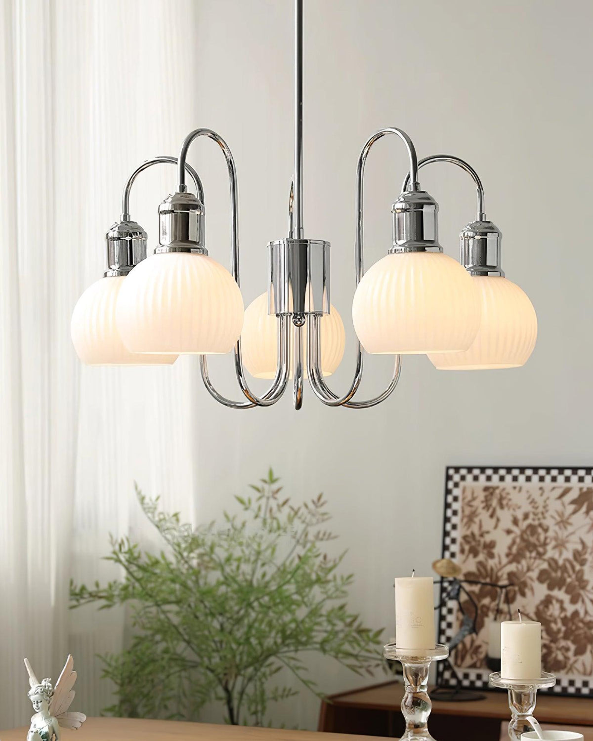 Aveniveon candelabru