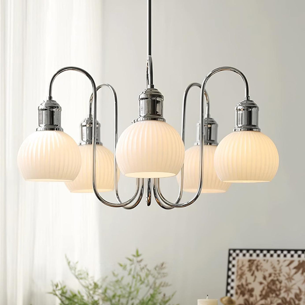 Aveniveon candelabru