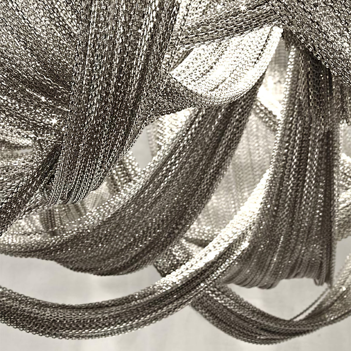 Talj plafonieră cu lanț din aluminiu și pomponetă, cadru în nikel