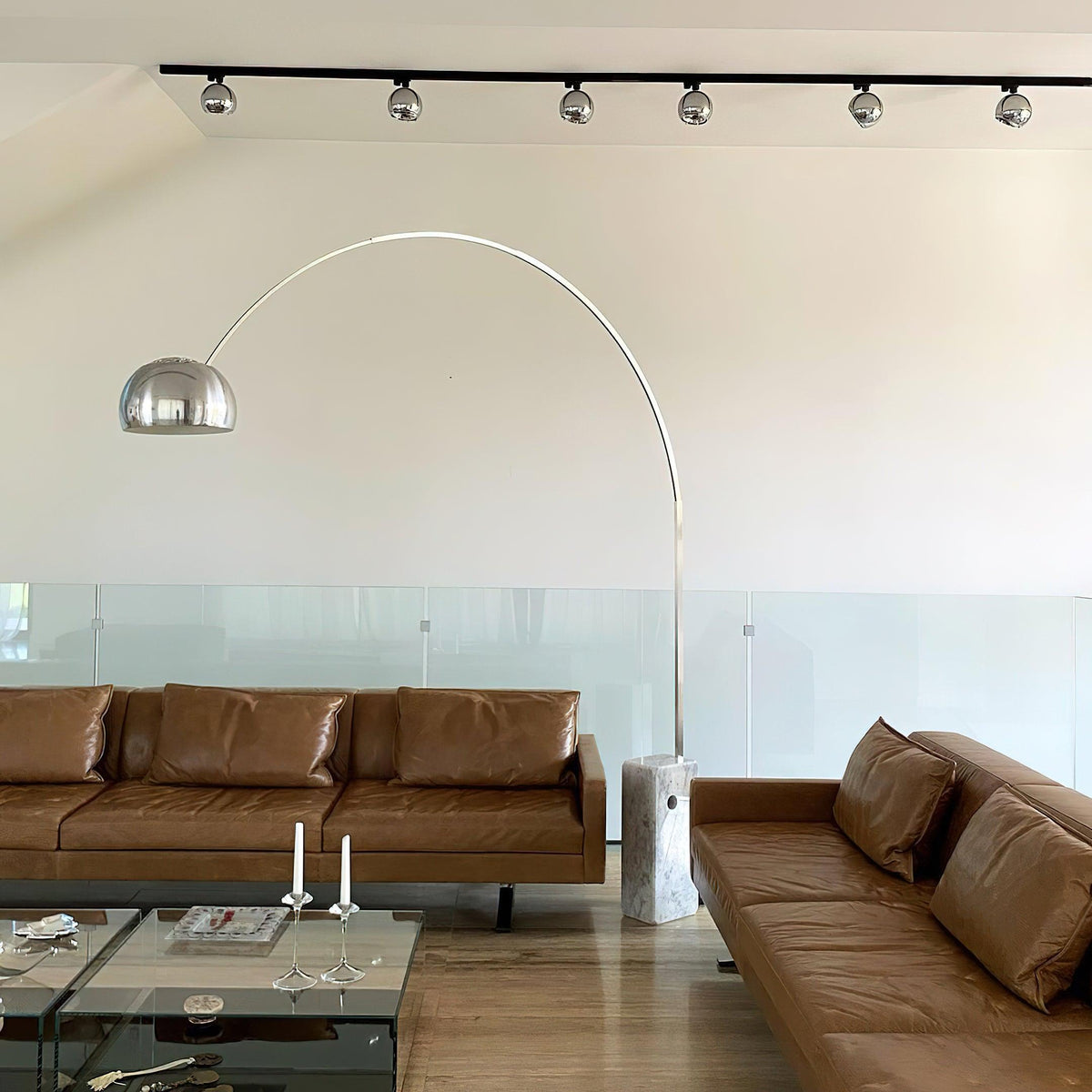 Parabola lampadar