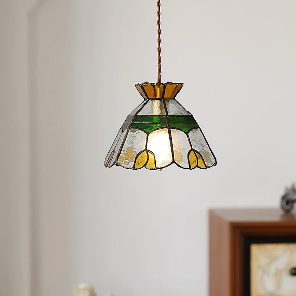 Coriva lampă suspendată din sticlă colorată, în stil modernist de la mijlocul secolului