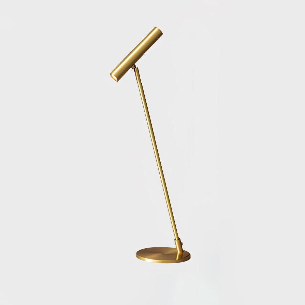 Anor lampă de masă minimalistă