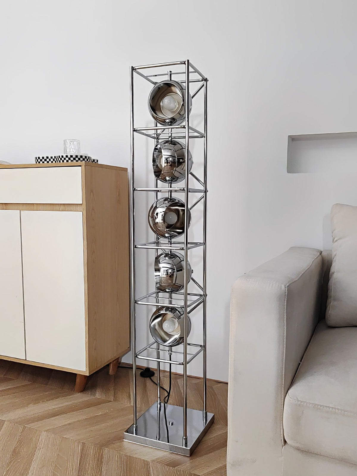 Halvor lampadar, industrial