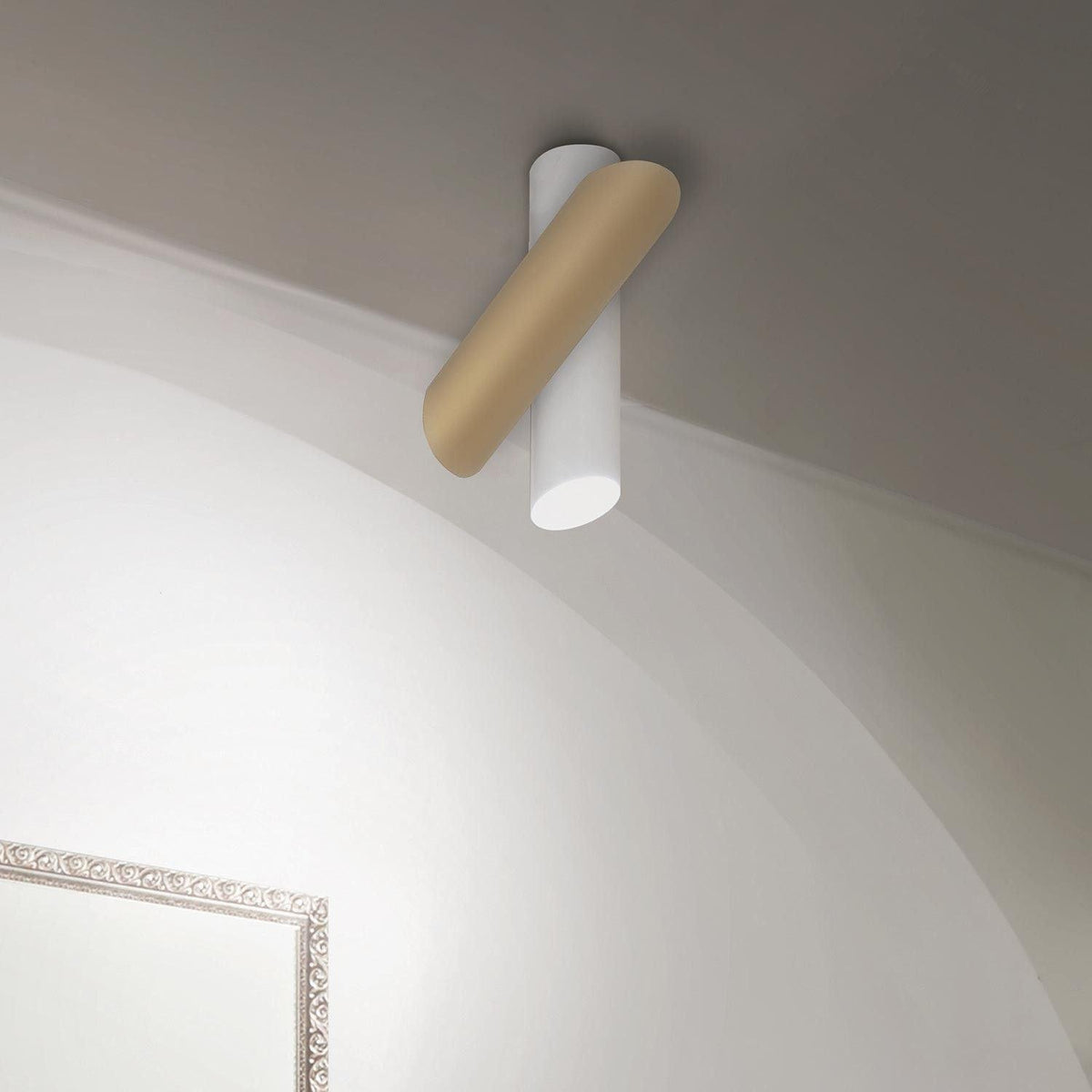 Teu plafonieră minimalistă modernă cu Tuburi