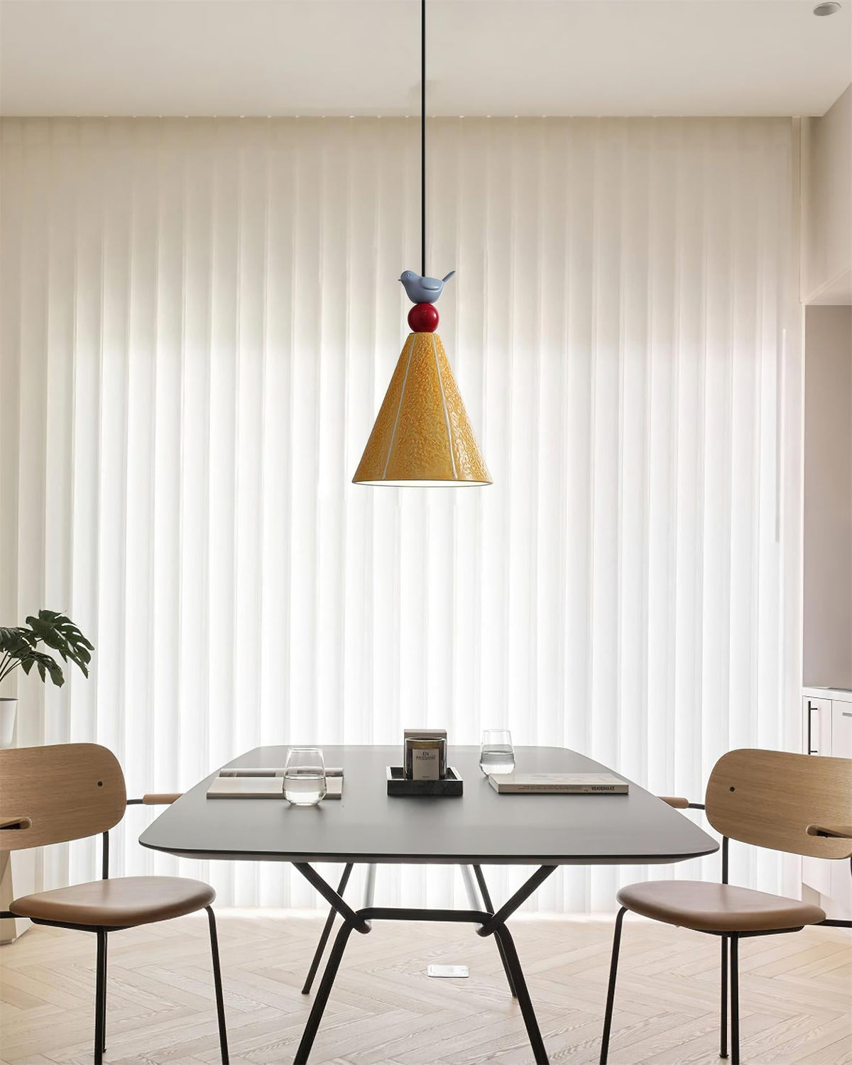 Virella lampă suspendată Galbenă din Ceramică cu Formă de Păsărică modernă și Jucăuță