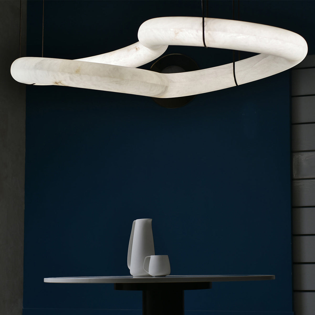 Albuelle candelabru din alabastru